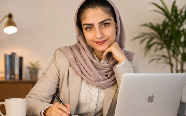 30 مقاله اختصاصی سئو شده با تحقیق کلمات کلیدی + انتشار در سایت انجام بدم