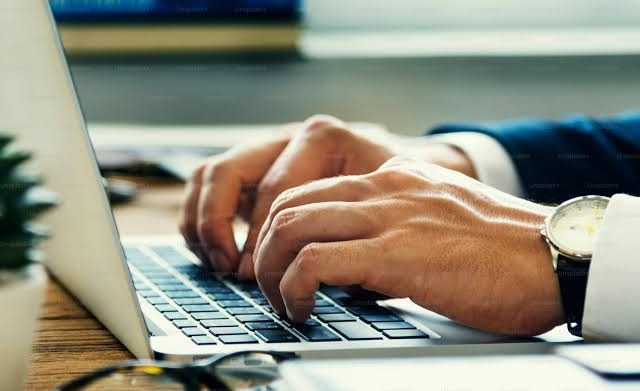 متون شما را با دقت بالا و فوری تایپ کنم