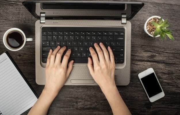 تایپ متن فارسی از روی عکس، متن دست نویس، pdf و فایل صوتی انجام بدم.