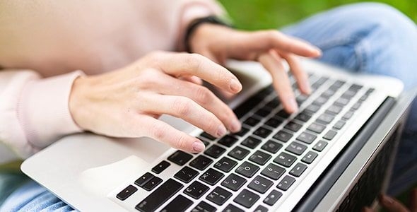 متون فارسی شما را با دقت بالا تایپ کرده و فایلهای PDF را به Word تبدیل کنم