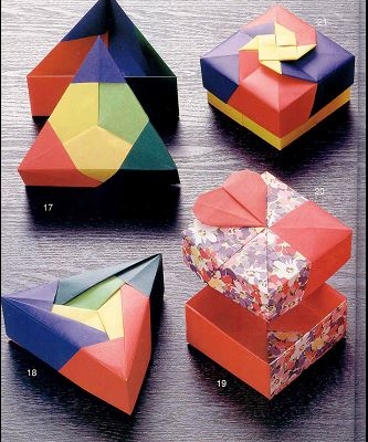 کتاب آموزش جعبه های اوریگامی با قیمت نا چیز بهتون بدم