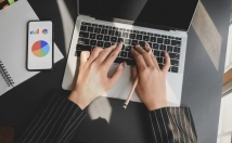 تولیدمحتوای-مناسب-پیشرفت-کسبوکارت-کمک